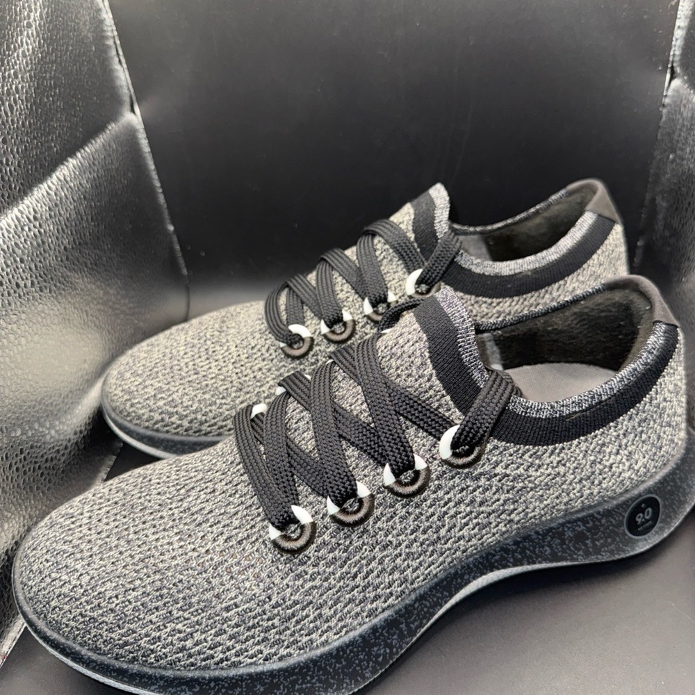 Size 10 Men -Allbirds Dasher 1 Dark Grey, 0820 RM1, Preowned Excellent Condition - Picture 2 of 10